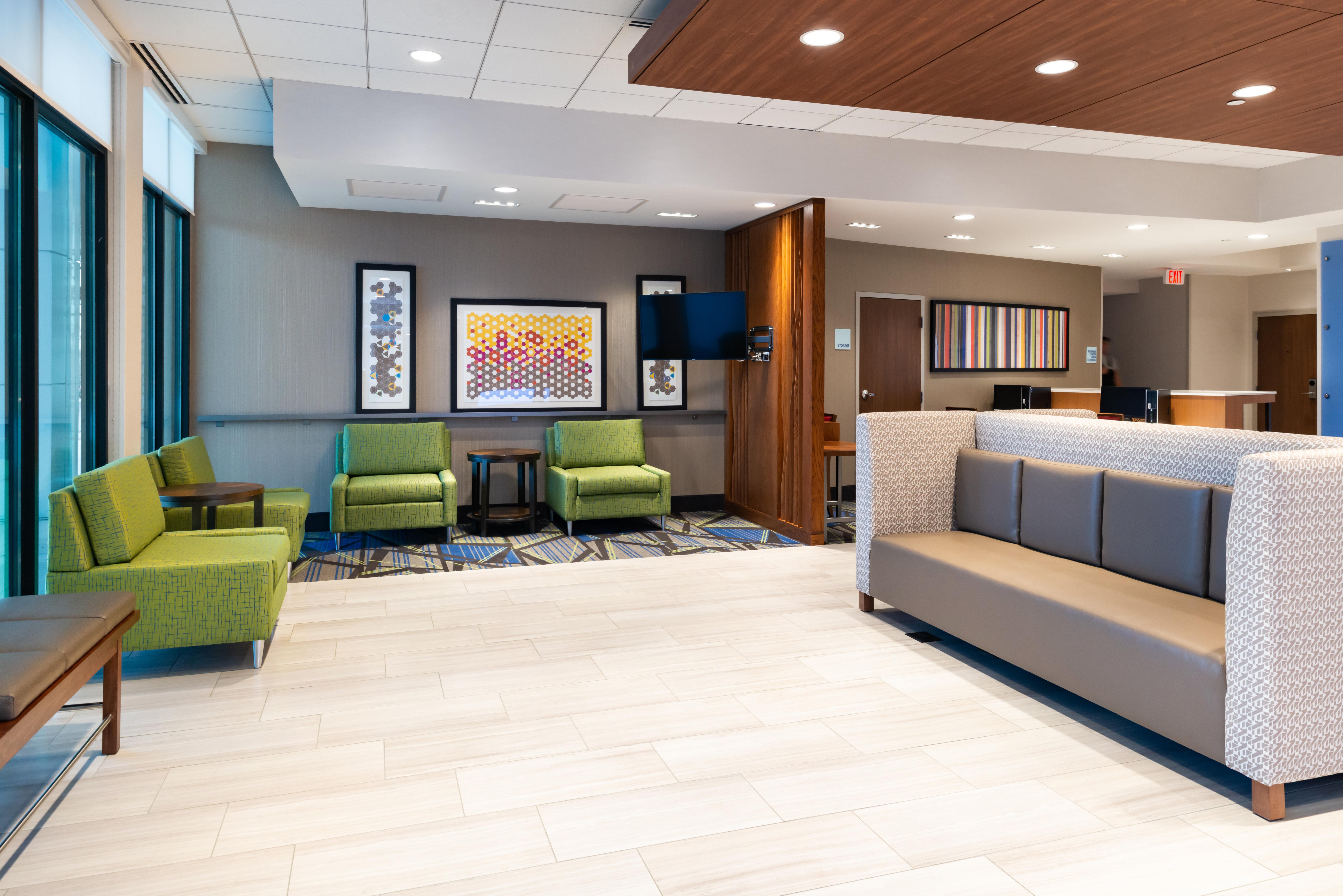 Express & - - Joliet North By Ihg 3*