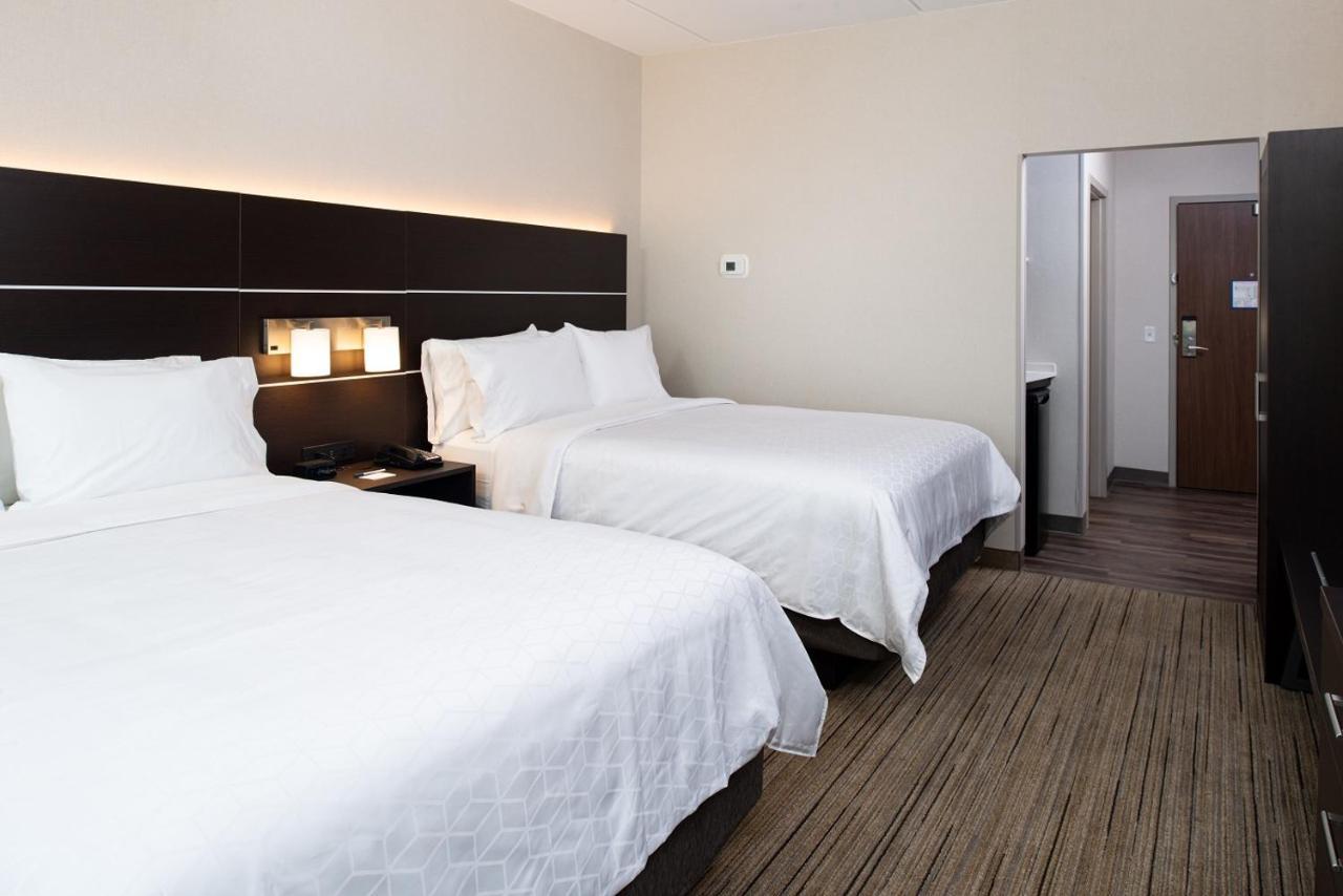 Express & - - Joliet North By Ihg Romeoville