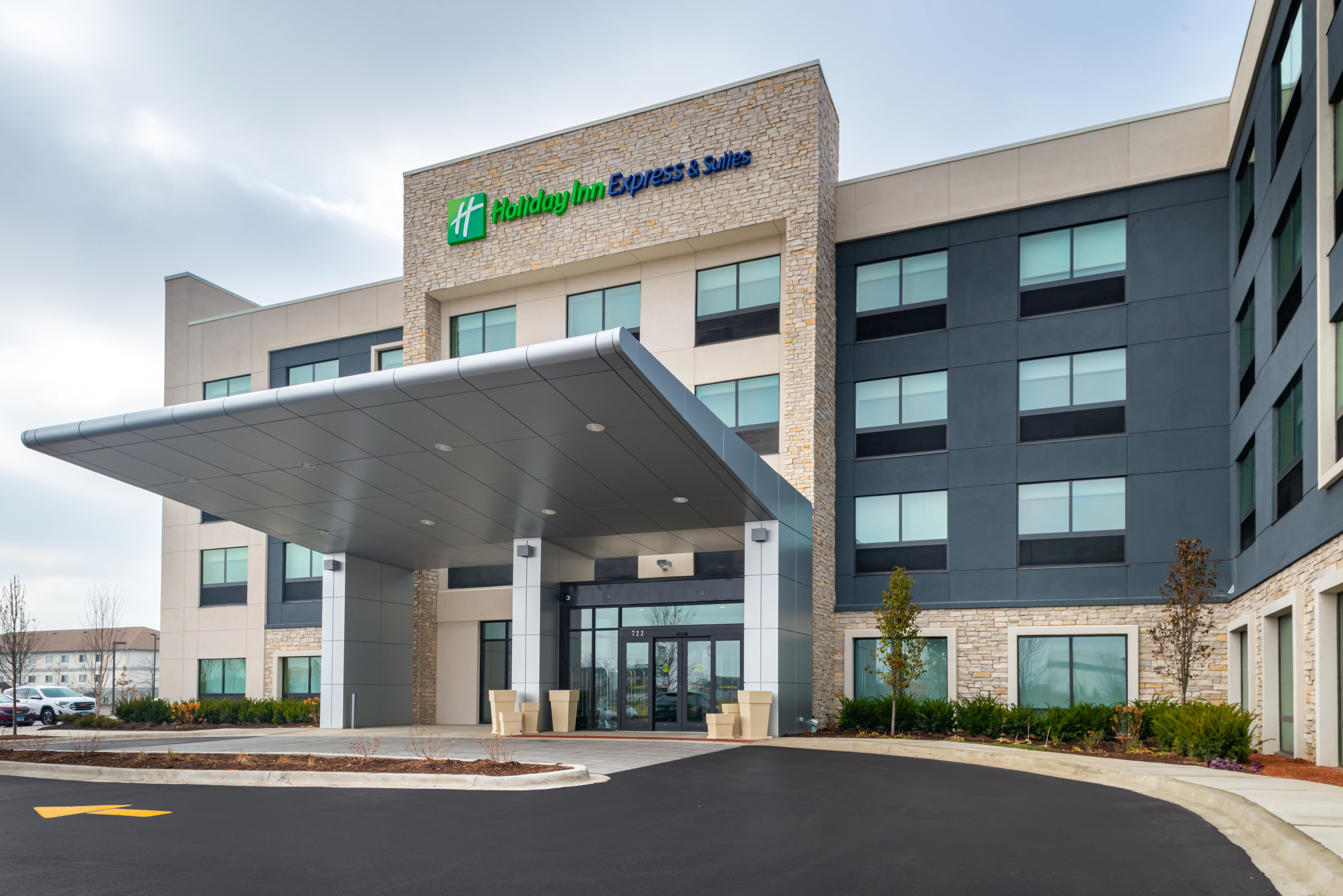 Express & - - Joliet North By Ihg 3*